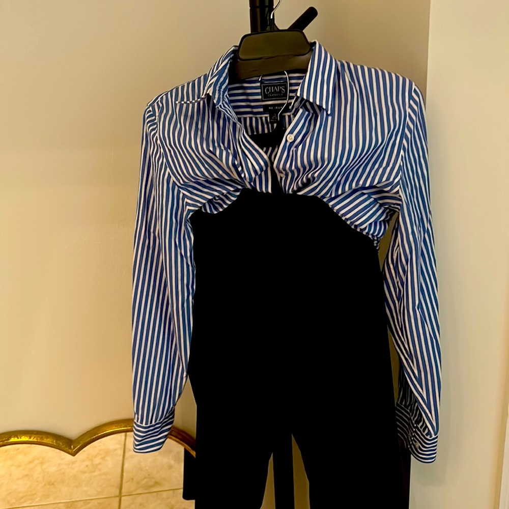 Work casual or weekend you are all set to go in this pre-used outfit